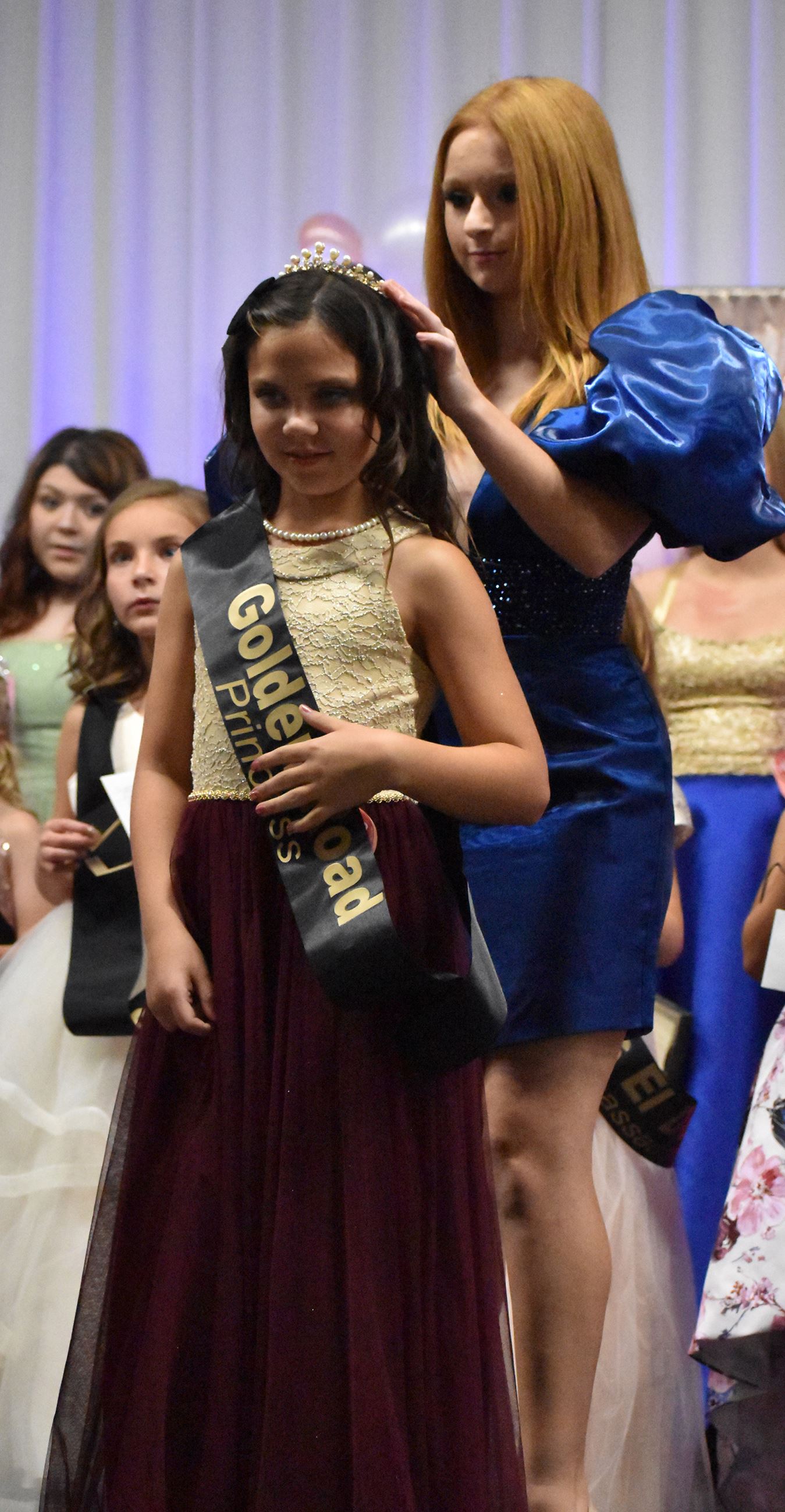 DSC_0961 Golden Road Princess Macie West